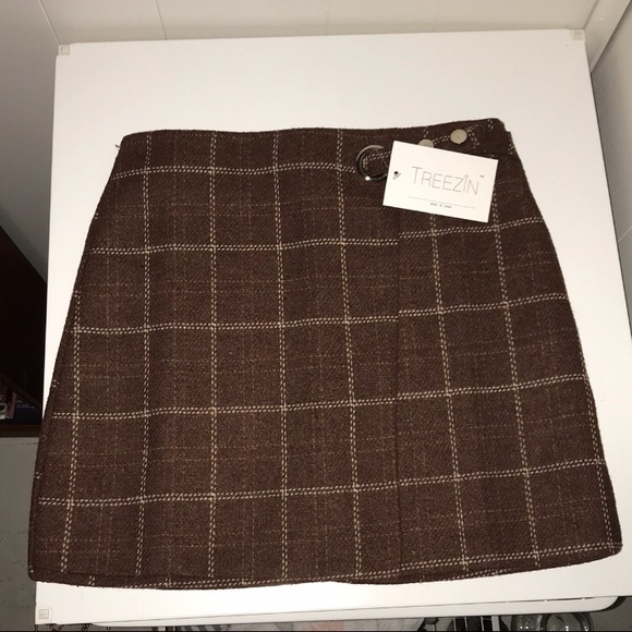 Dresses & Skirts - Brown plaid skirt
